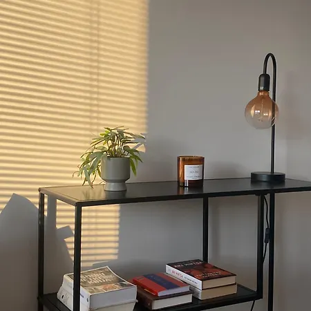 Modern One-bedroom In The Heart Of The