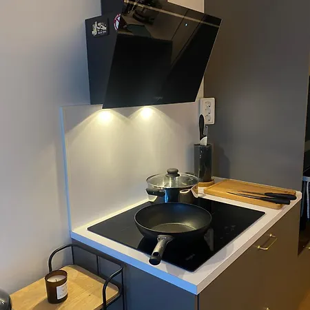 Modern One-bedroom In The Heart Of The *